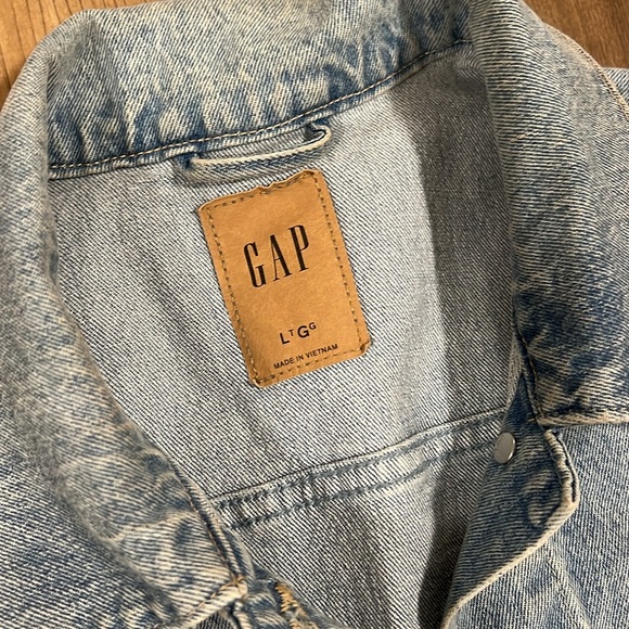 Gap Jean Jacket - Picture 2 of 5